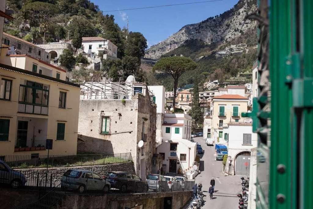 Donna Sara Appartamento In Corte Amalfitana Экстерьер фото